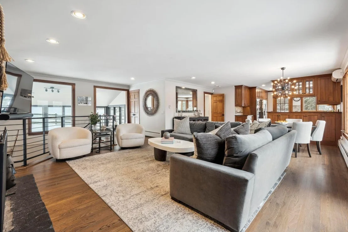 Photo of 108 North Hill