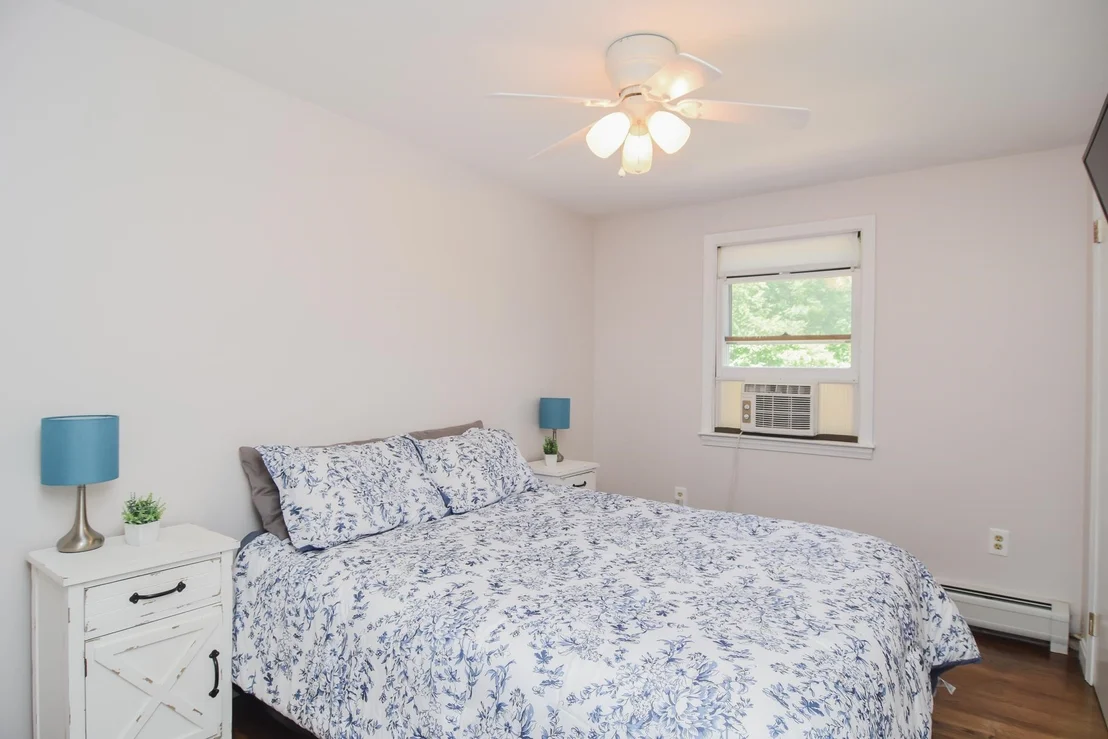 Photo of 3 Greenleaf