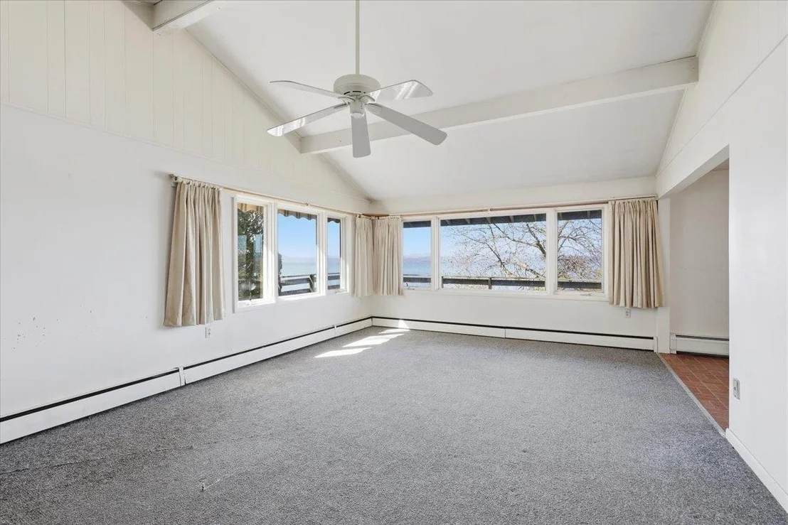 Photo of 481 Hills Point