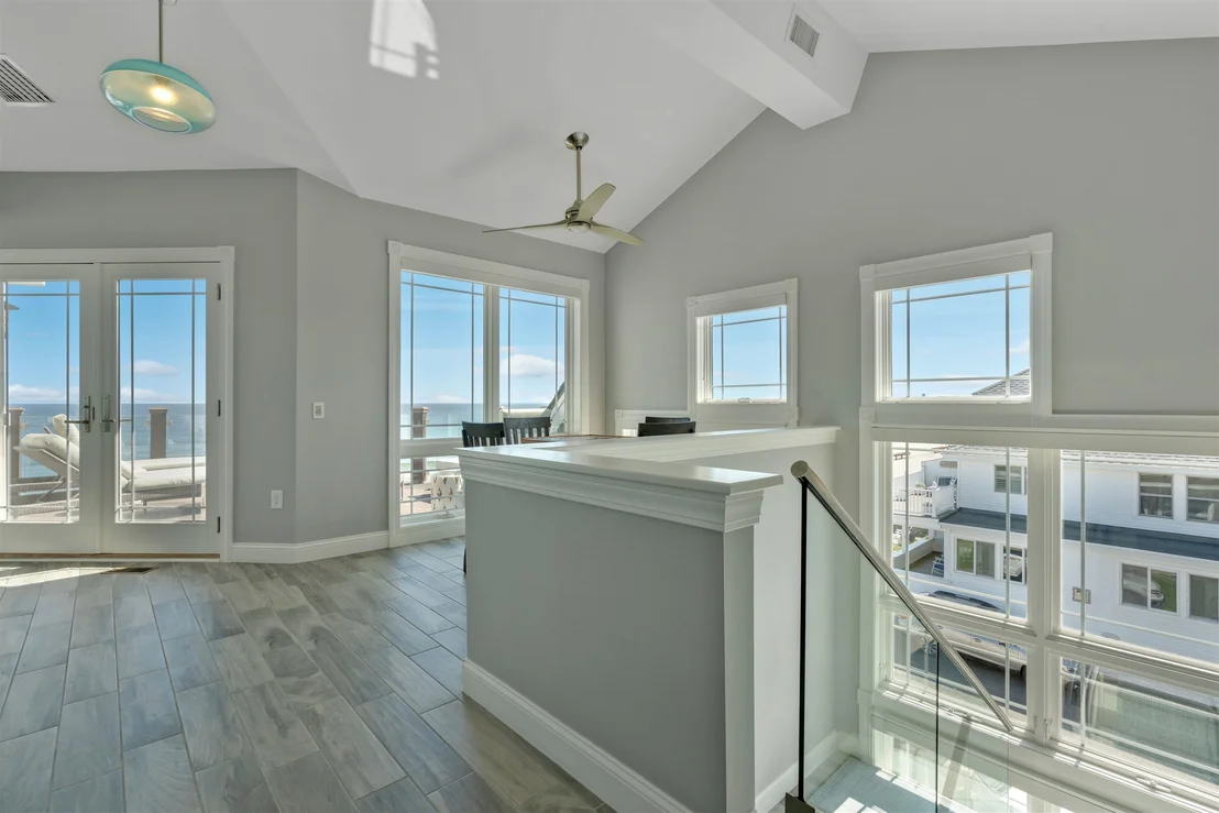Photo of 741 Ocean