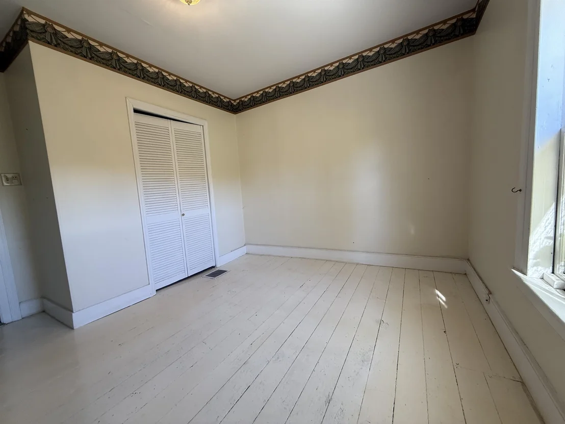 Photo of 6614 Main