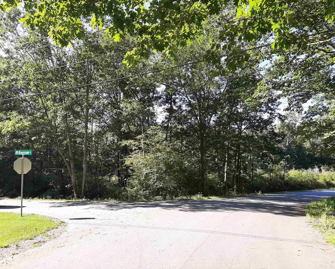 Photo of Unit 13 at 1 Riverview