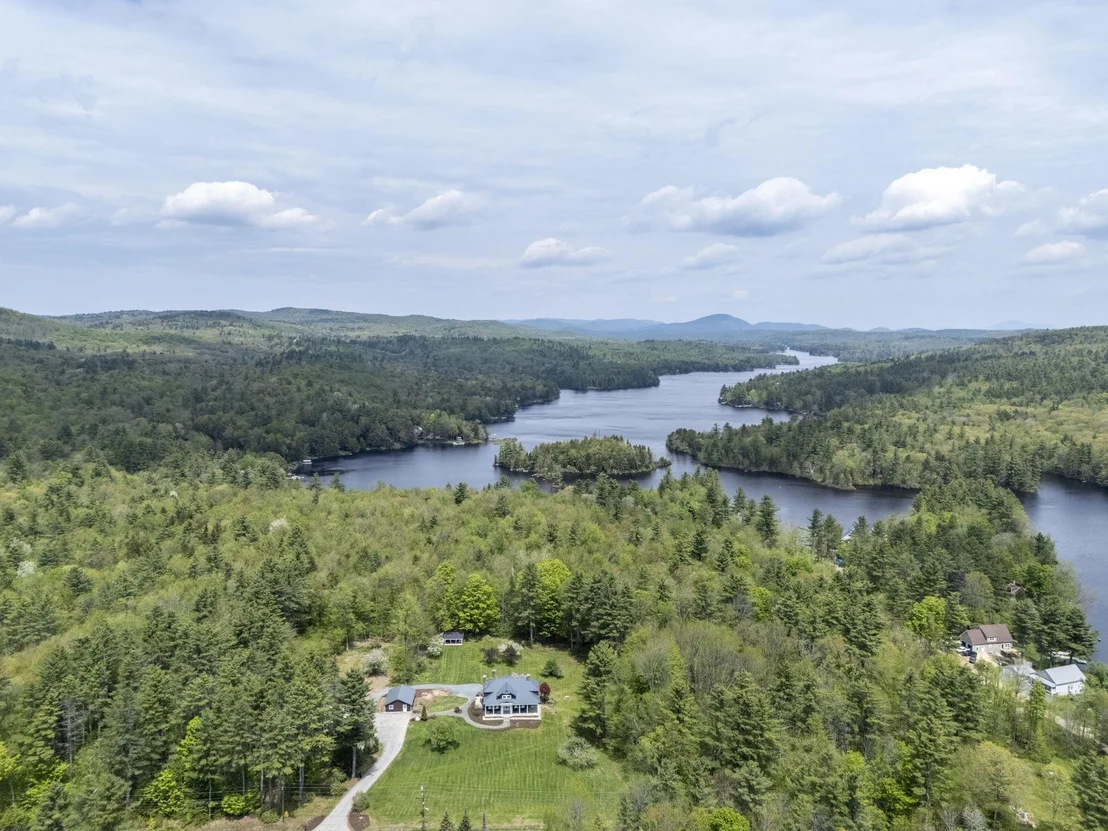 Photo of 1158 Route 123 North