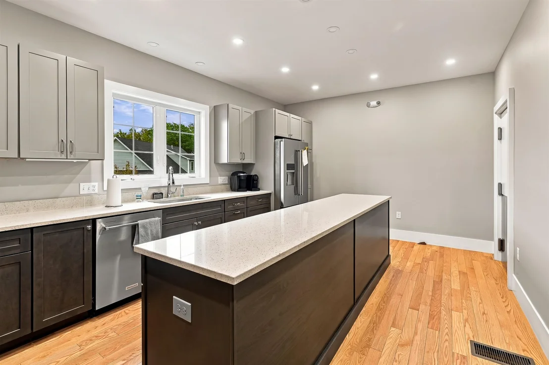 Photo of 10 Mulberry