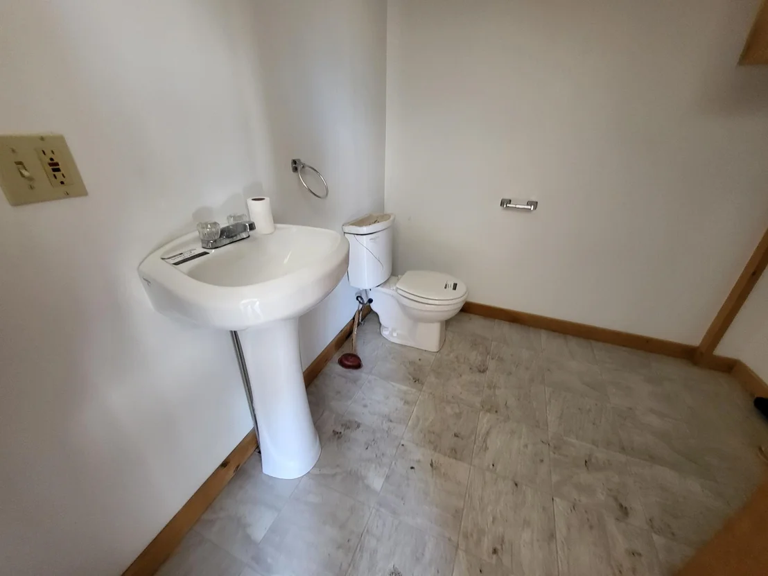 Photo of 1008 Luce