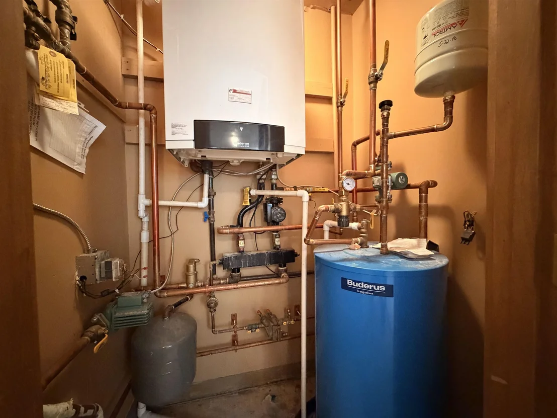 Photo of Unit TH1 at 2D Townhouse