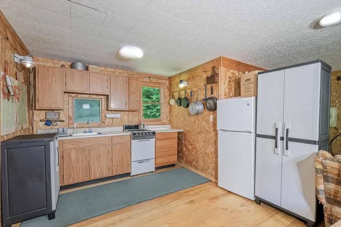 Photo of 243 Thompson