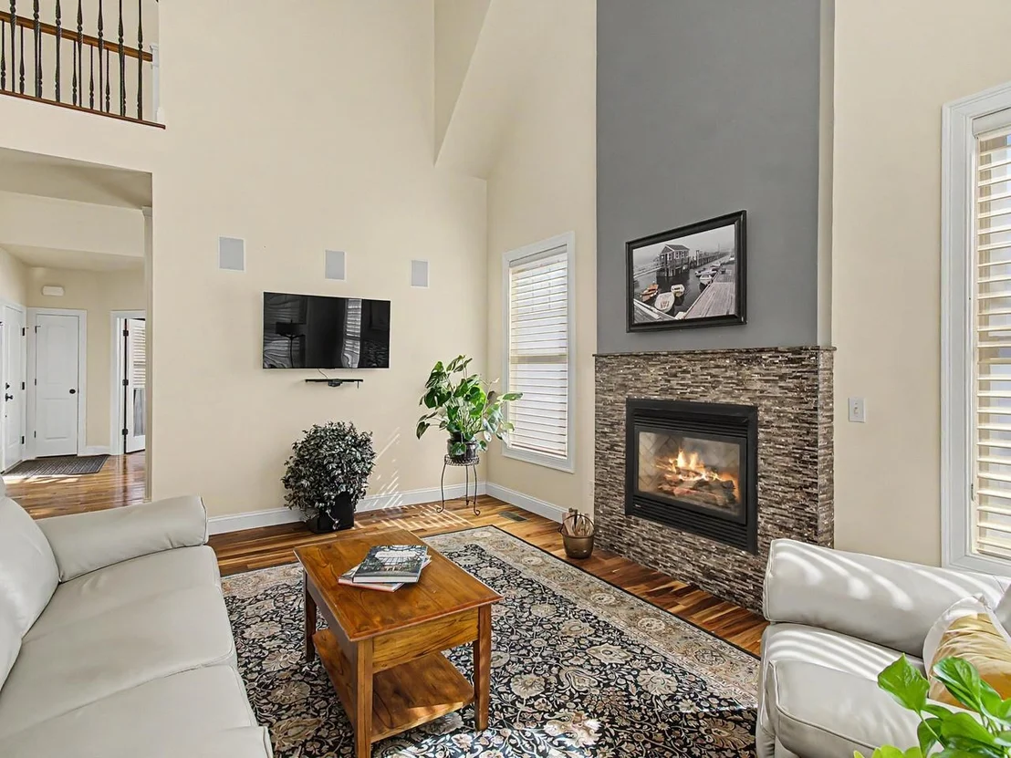 Photo of 232 Colden