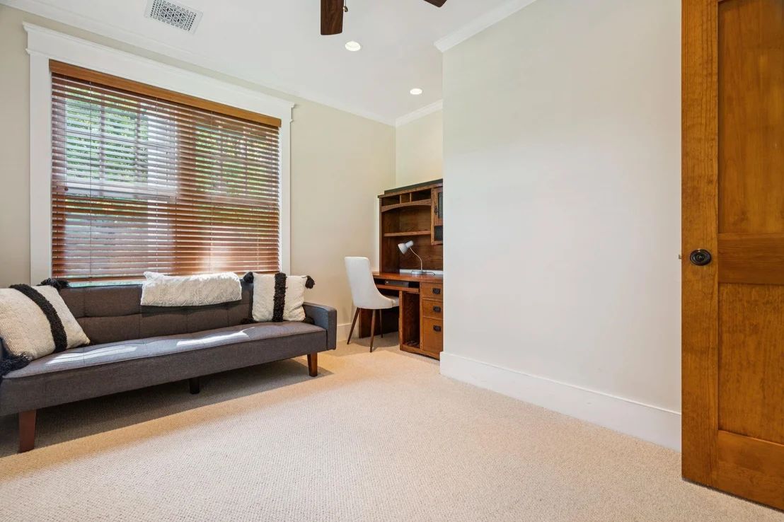 Photo of 12 Lakeview