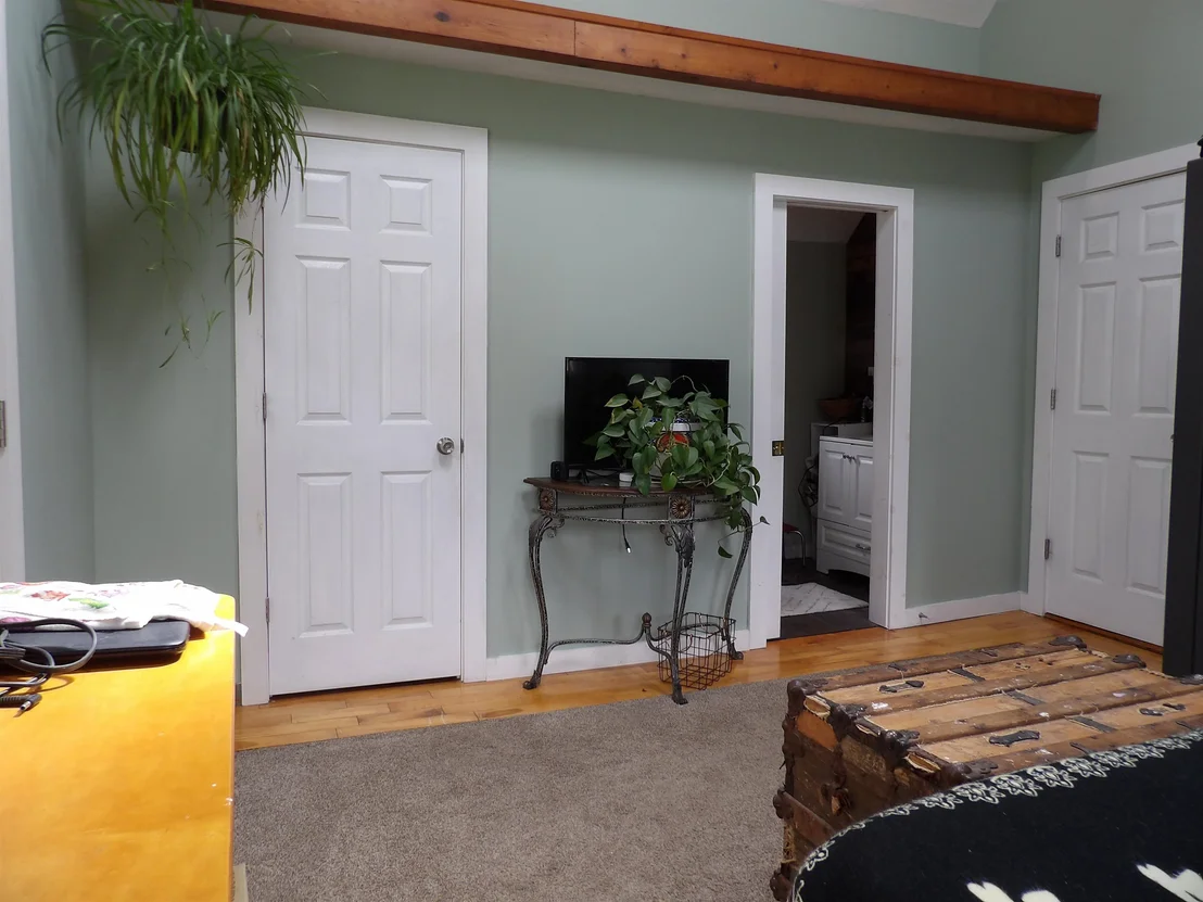 Photo of 76 Meadowview