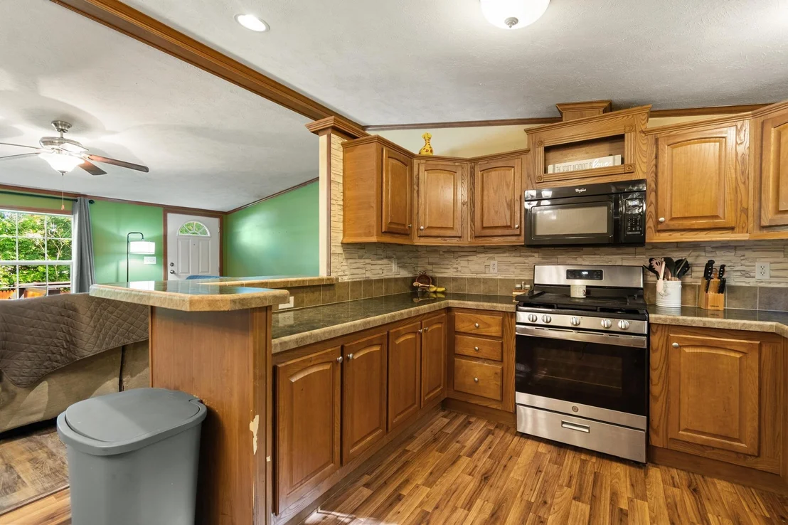 Photo of 1700 Highgate