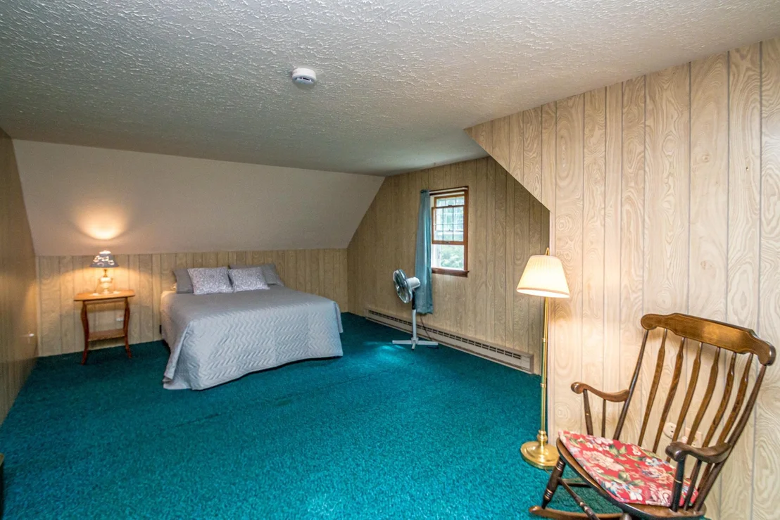 Photo of 141 Red Eagle Brook