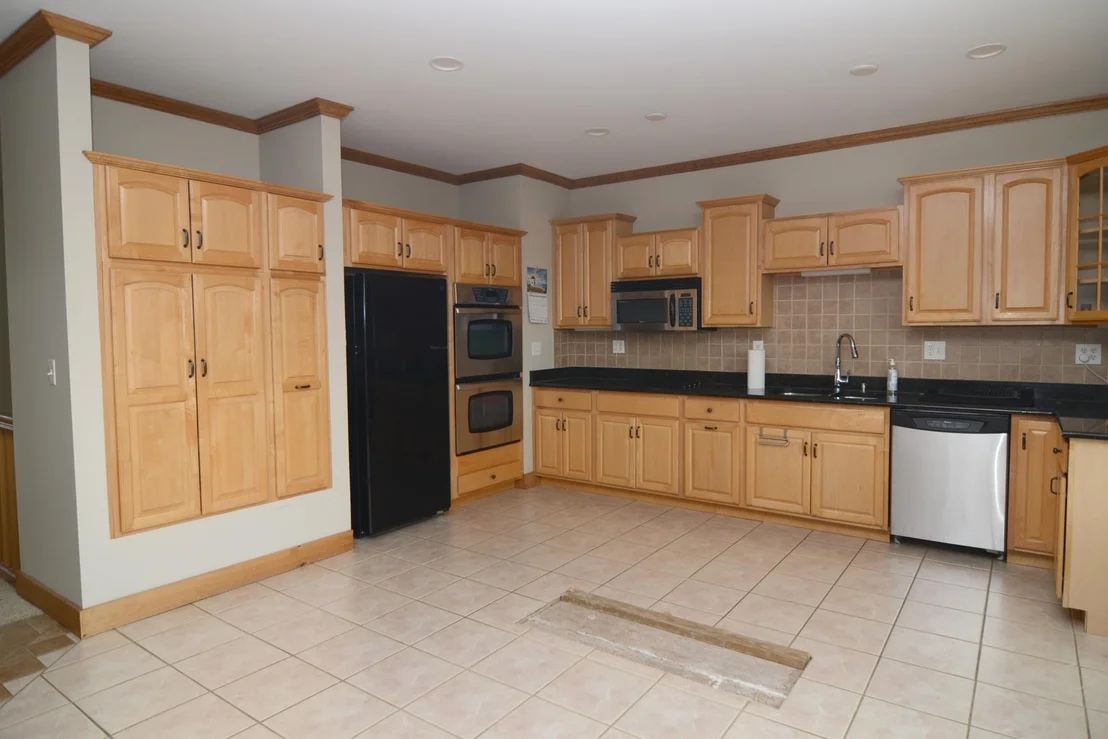 Photo of 734 Herrick