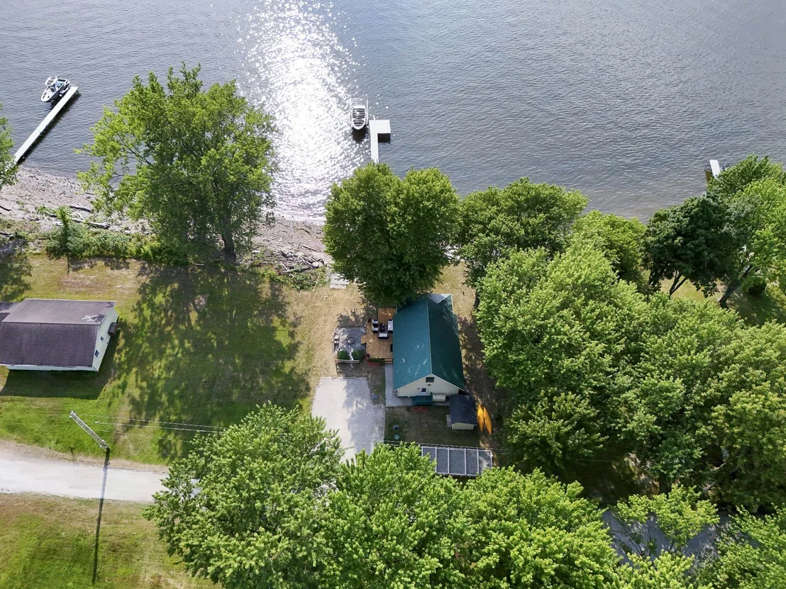Photo of 502 Duck Point