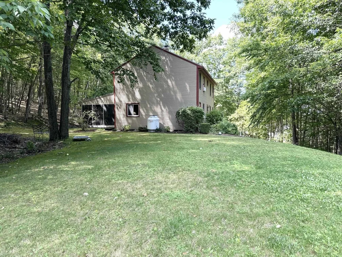 Photo of 533 Black Brook