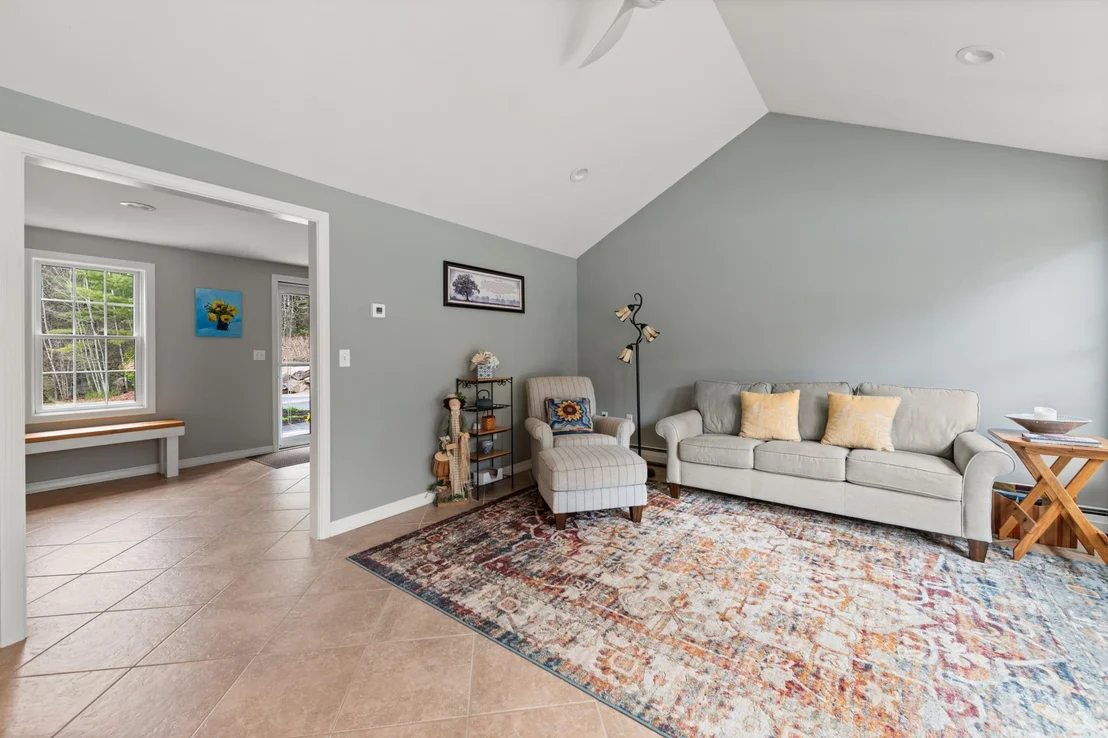 Photo of 85 Willow Brook