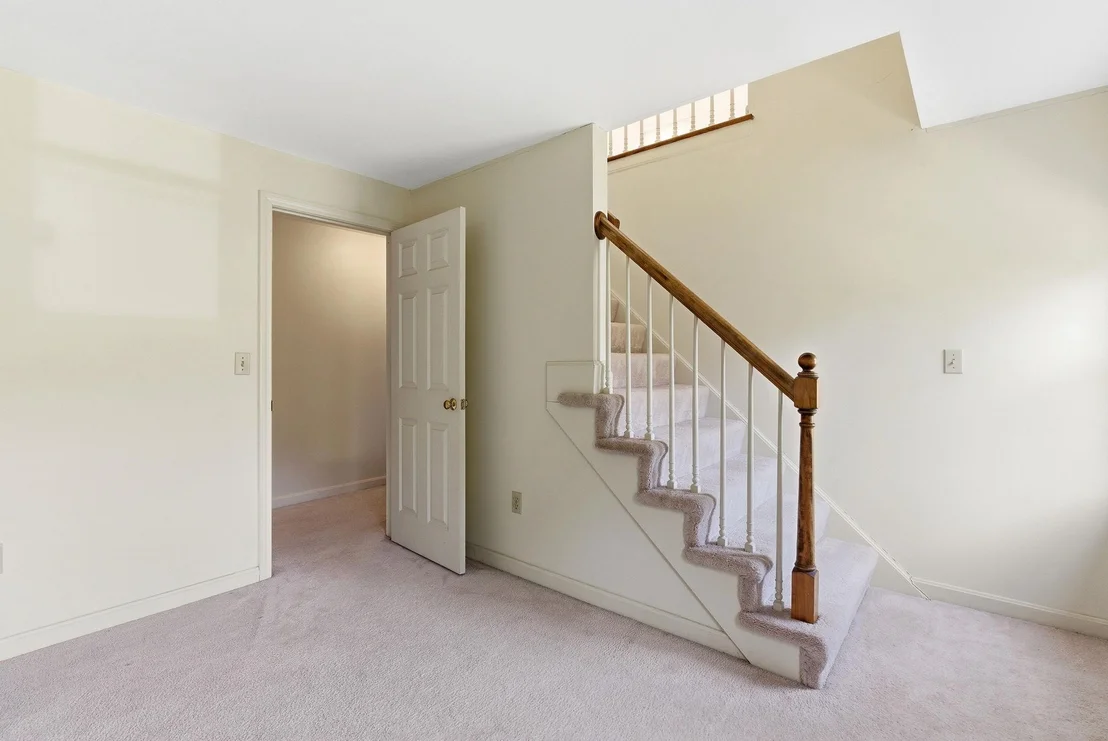 Photo of 25 Buttonwood
