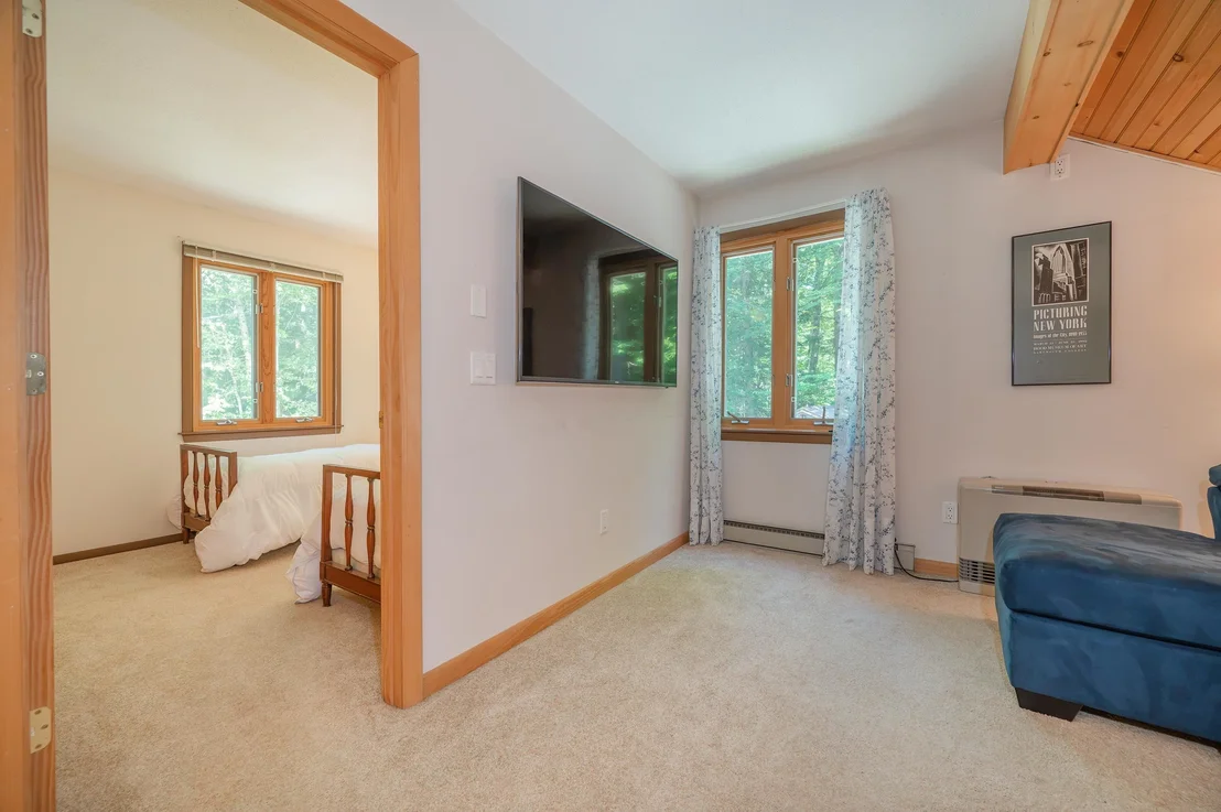 Photo of 32 Highwood