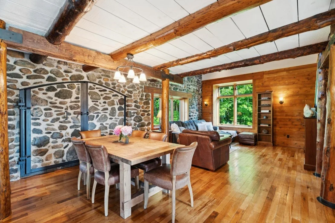 Photo of 4626 Elmore Mountain