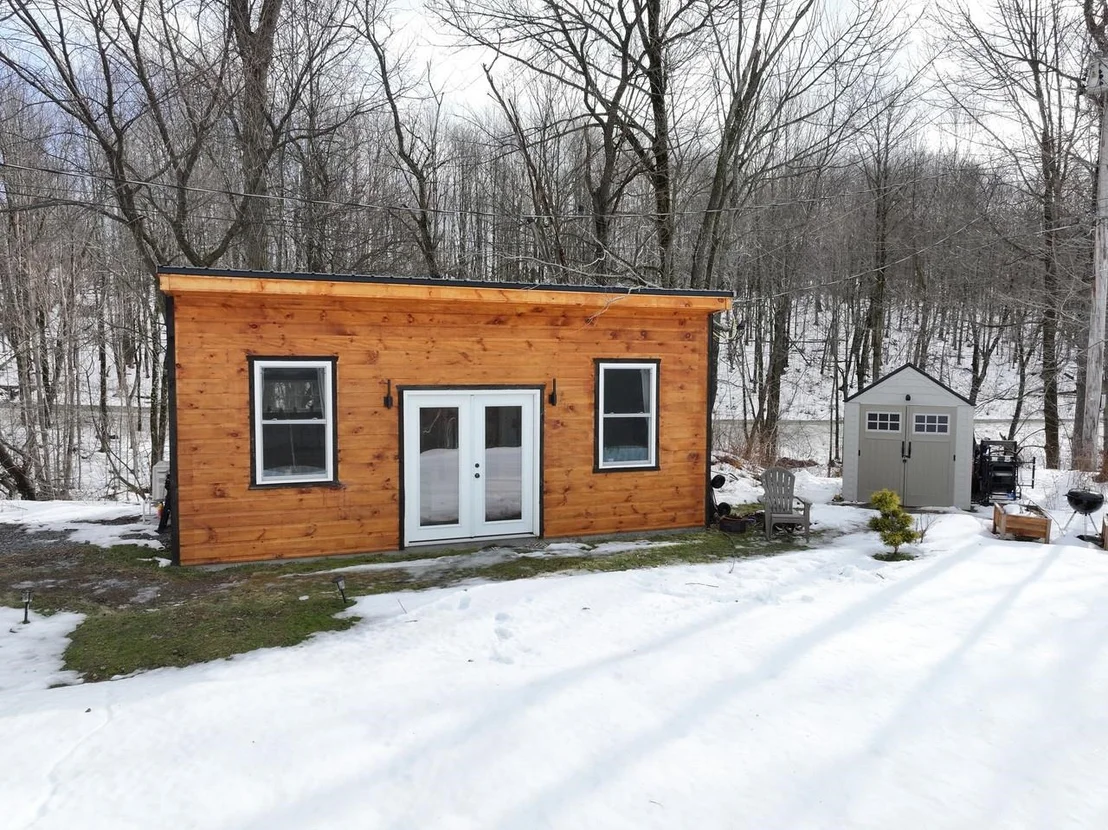 Photo of 2882 Perley