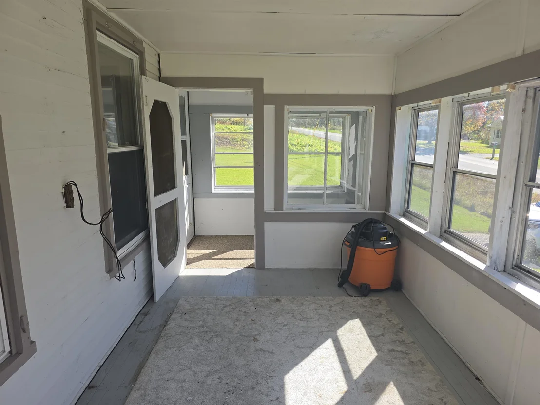 Photo of 360 Pond Hill