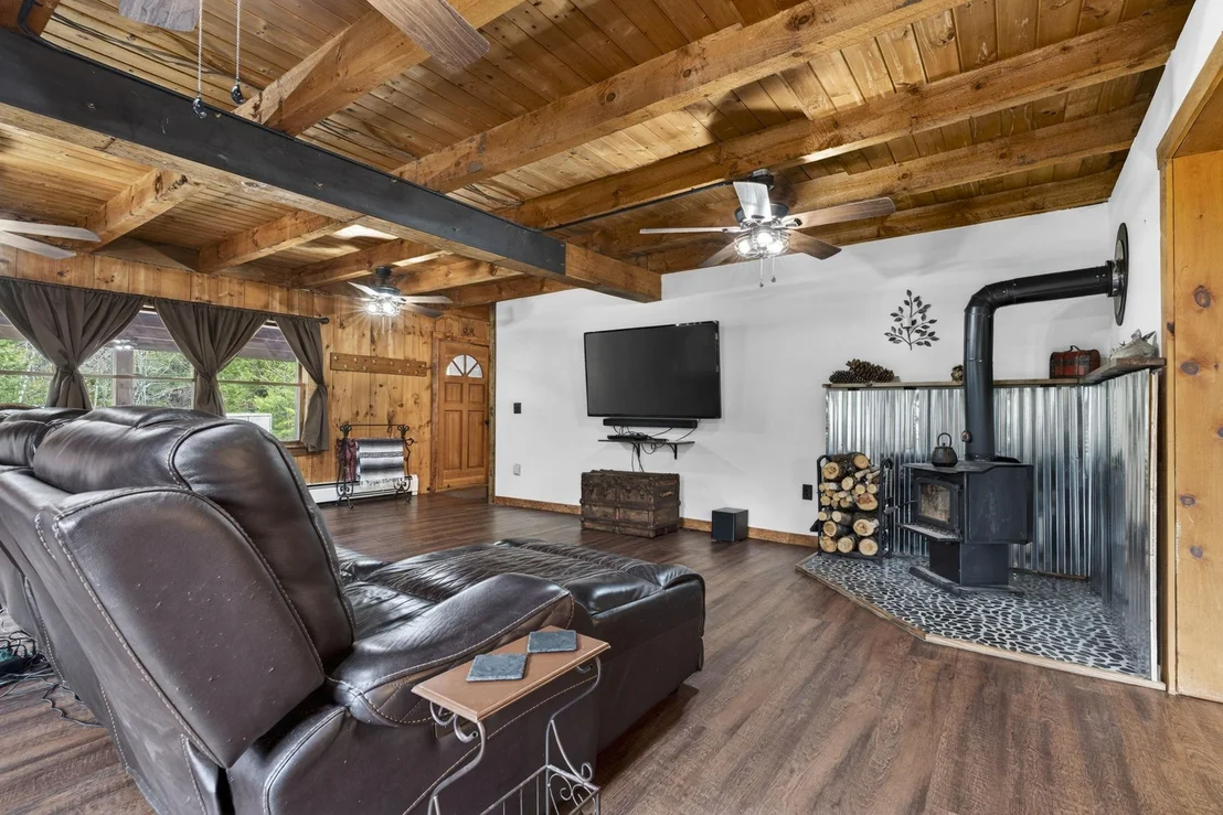 Photo of 333 Roby