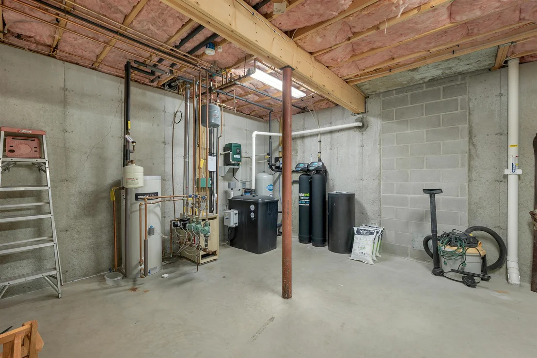 Photo of 37 Allen