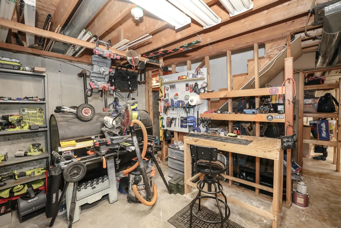 Photo of 285 Colby
