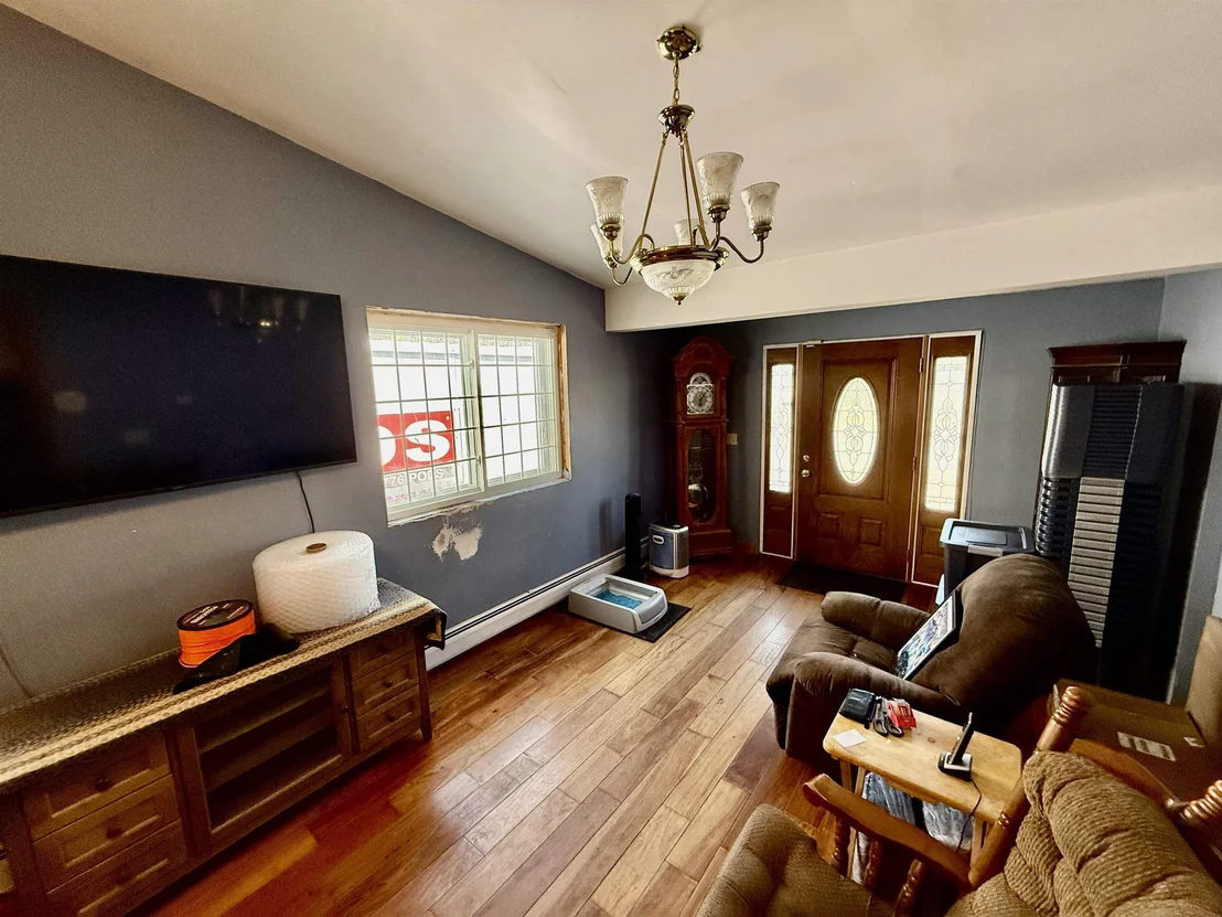 Photo of 21 Roycraft