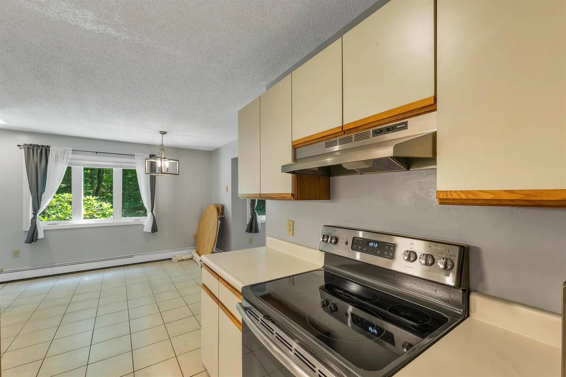 Photo of Unit 1 at 36 Circle
