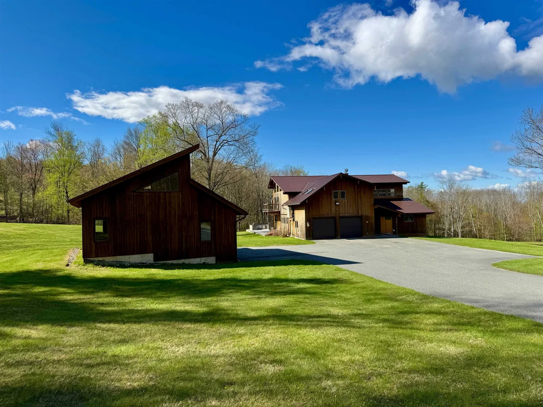 Photo of 104 Upper Stonehouse Mountain