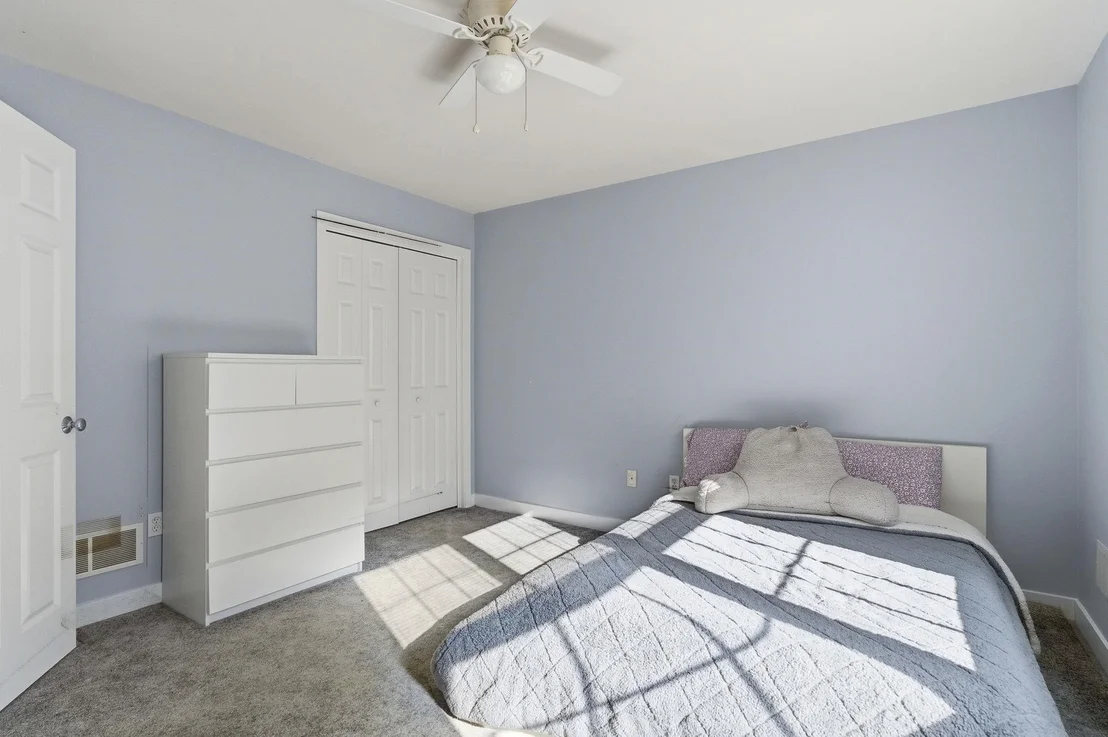 Photo of 24 Scott