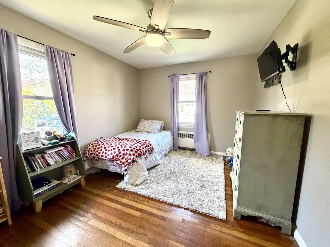 Photo of 471 Madison