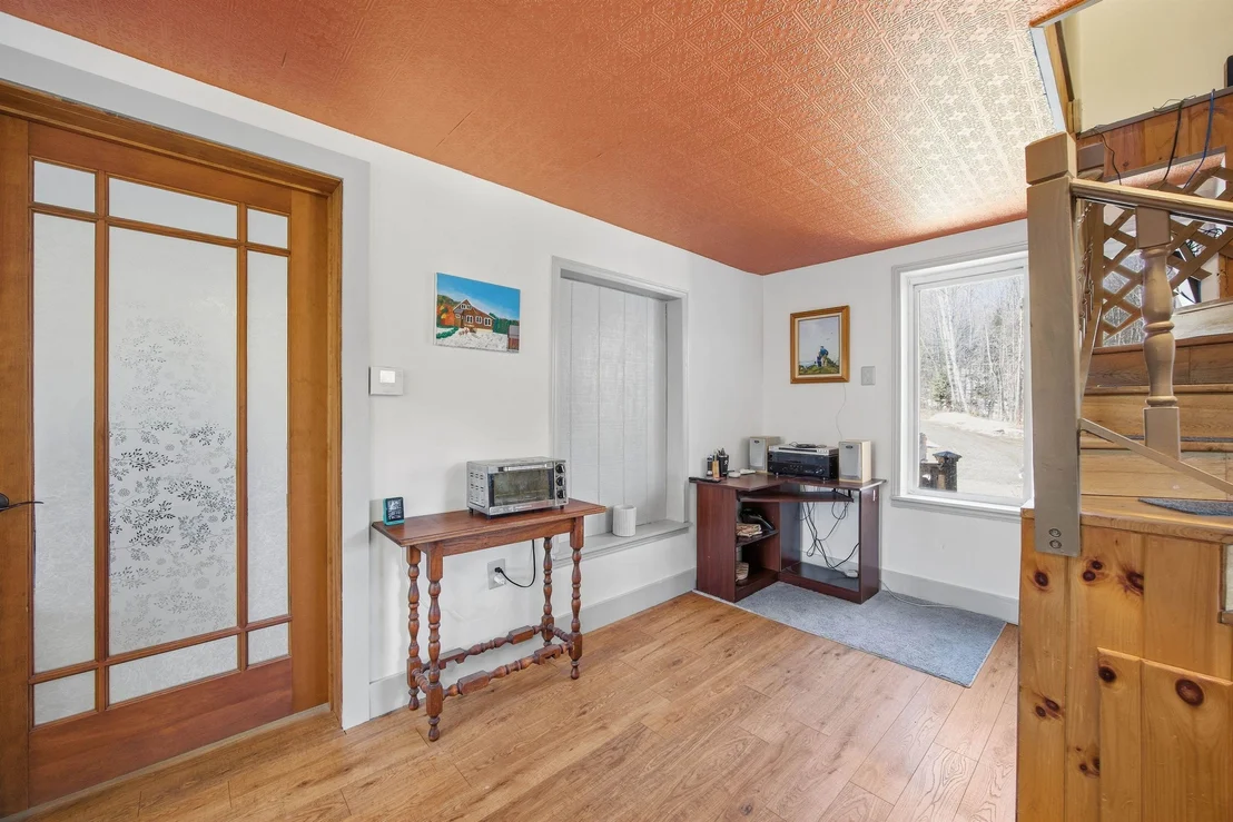 Photo of 3190 Granby