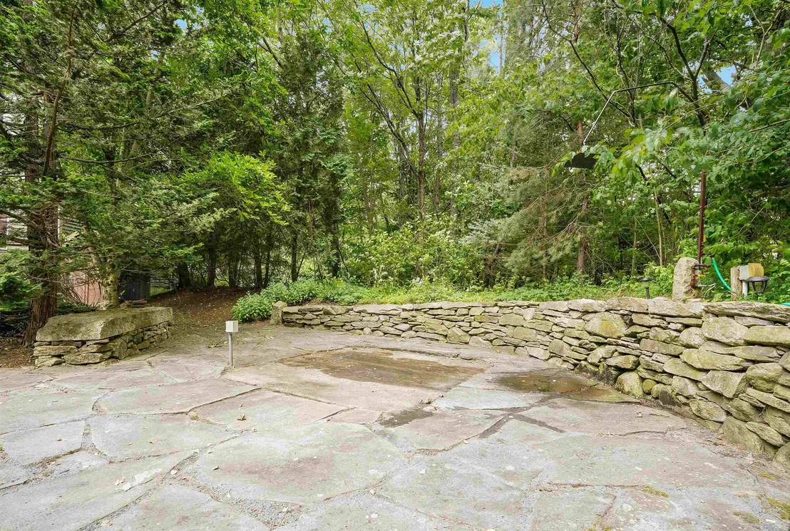 Photo of 221 Piscassic