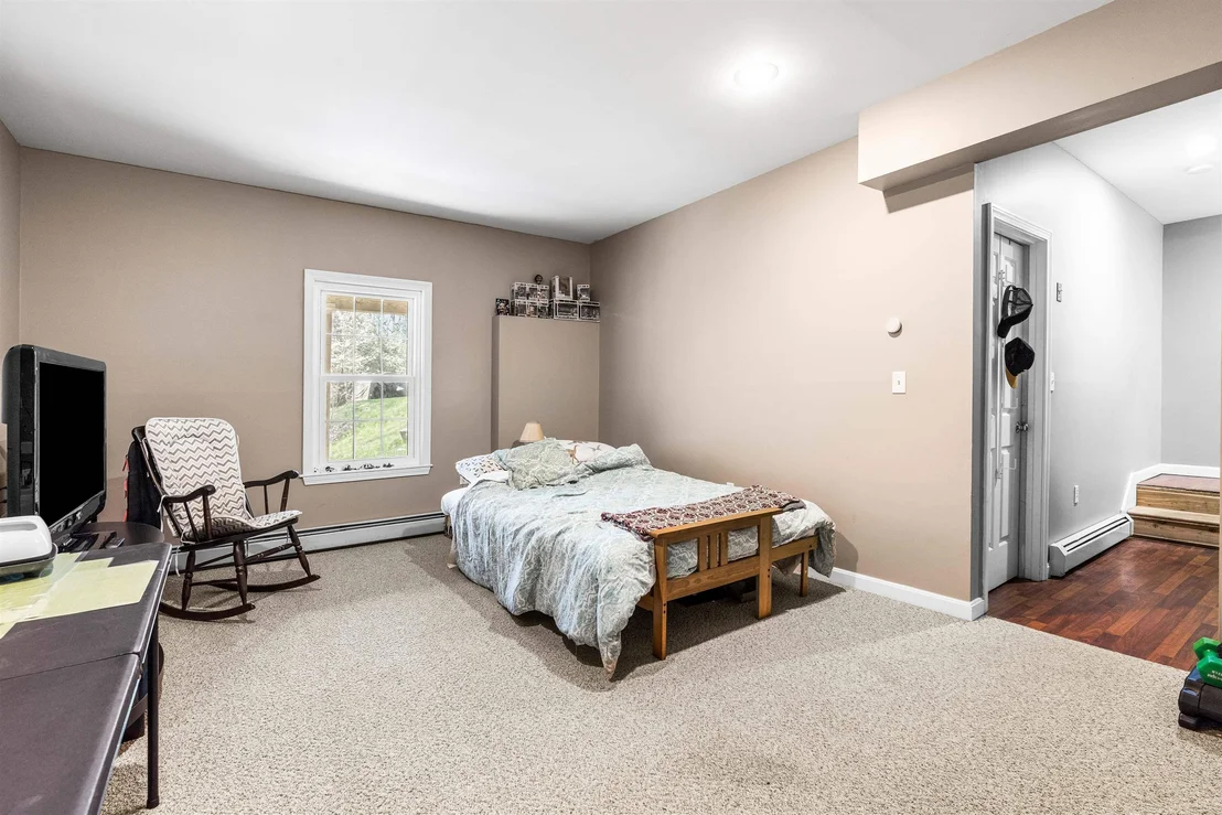 Photo of 75 Mcdaniel Shore