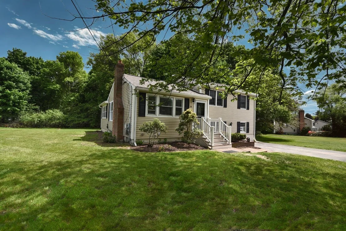 Photo of 14 Centerville