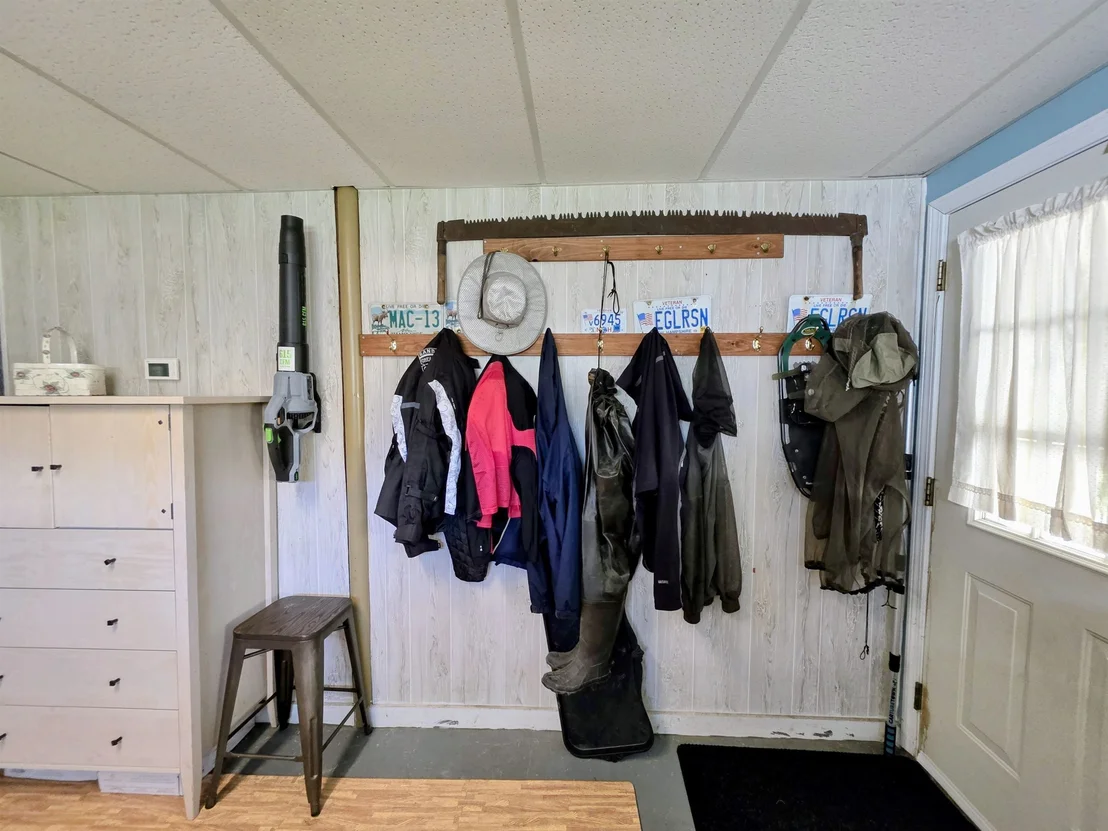 Photo of 255 Gray