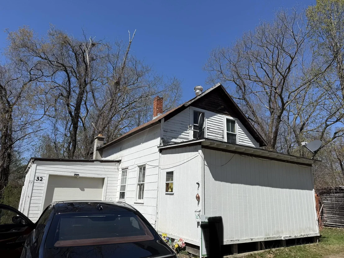 Photo of 32 Charles