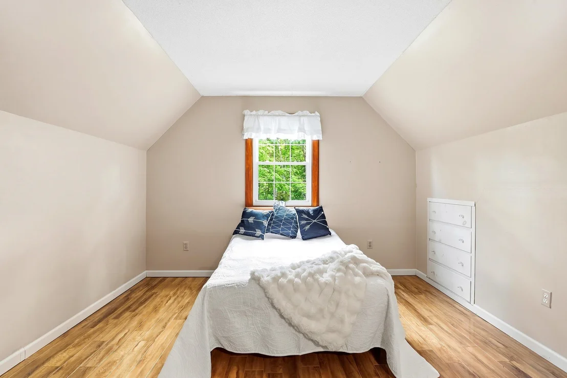 Photo of 110 Podunk