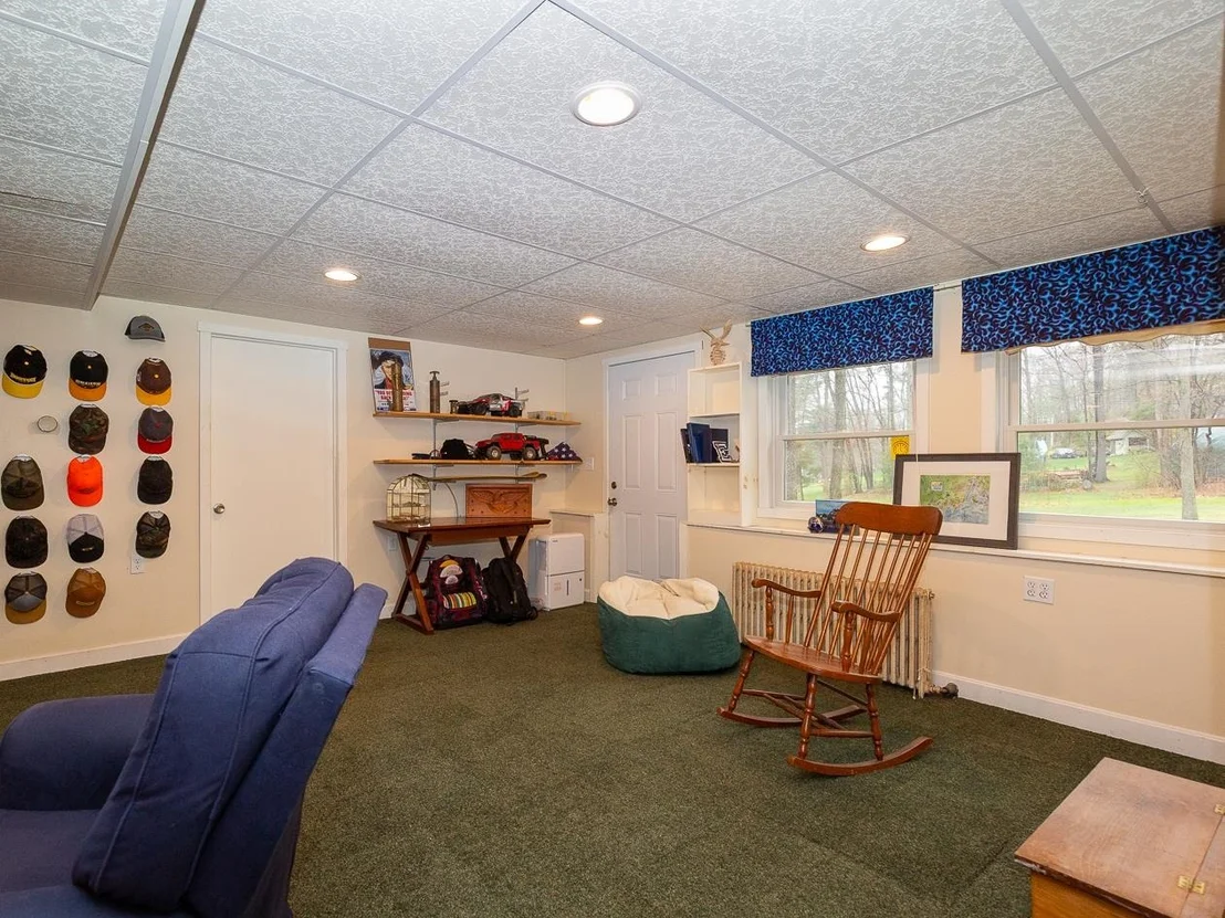 Photo of 8 Laurel