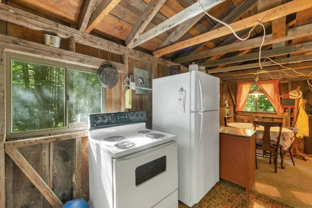 Photo of 32 Johnson Brook