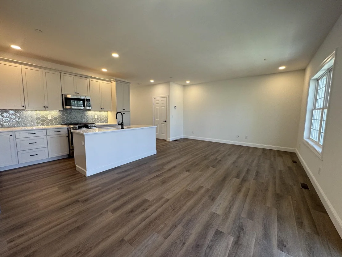 Photo of 8A Dearborn