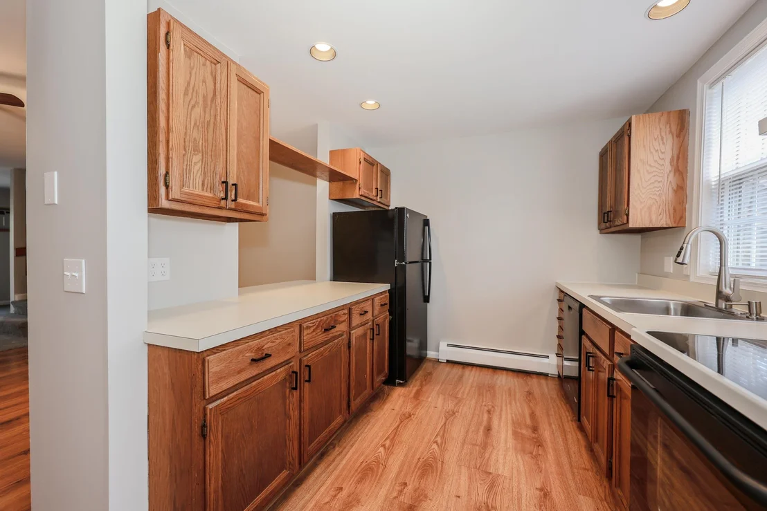 Photo of Unit 104 at 1465 Hooksett