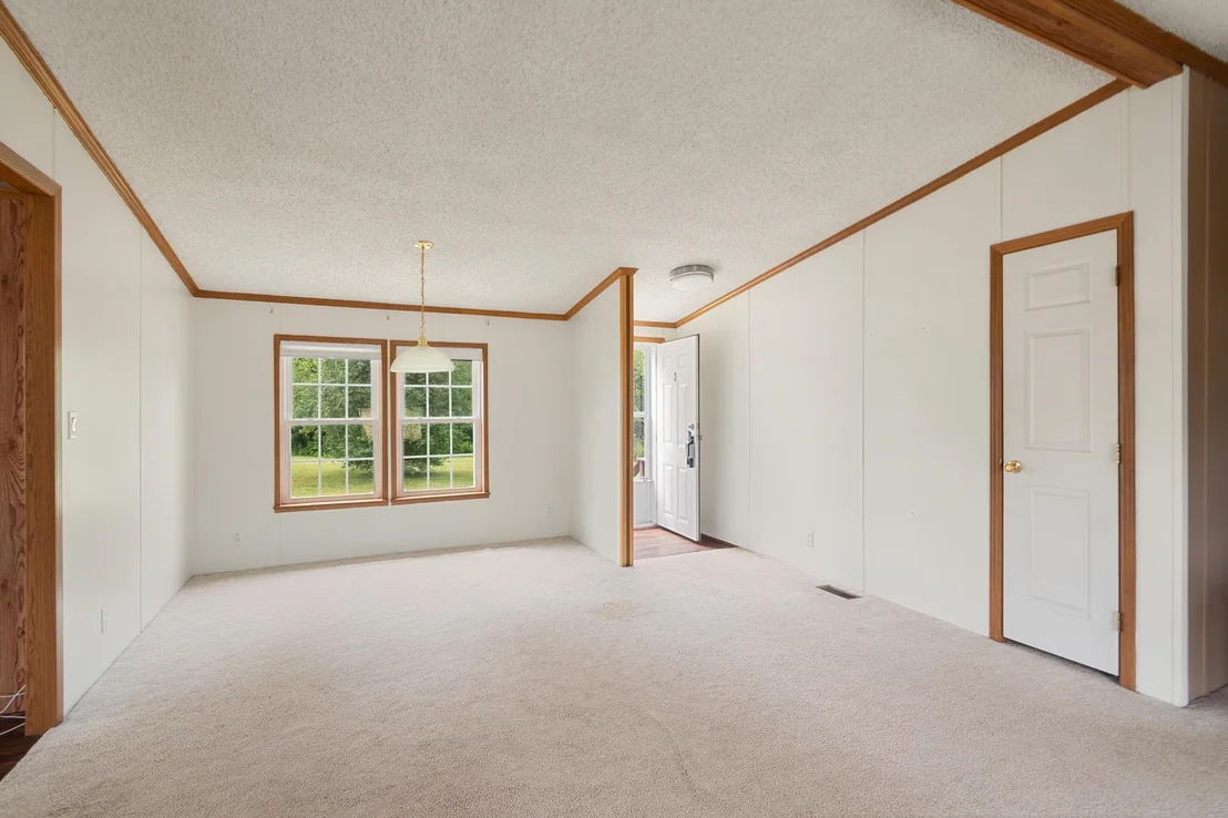 Photo of 425 Mountain View