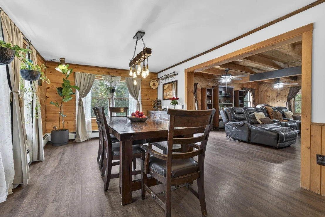 Photo of 333 Roby