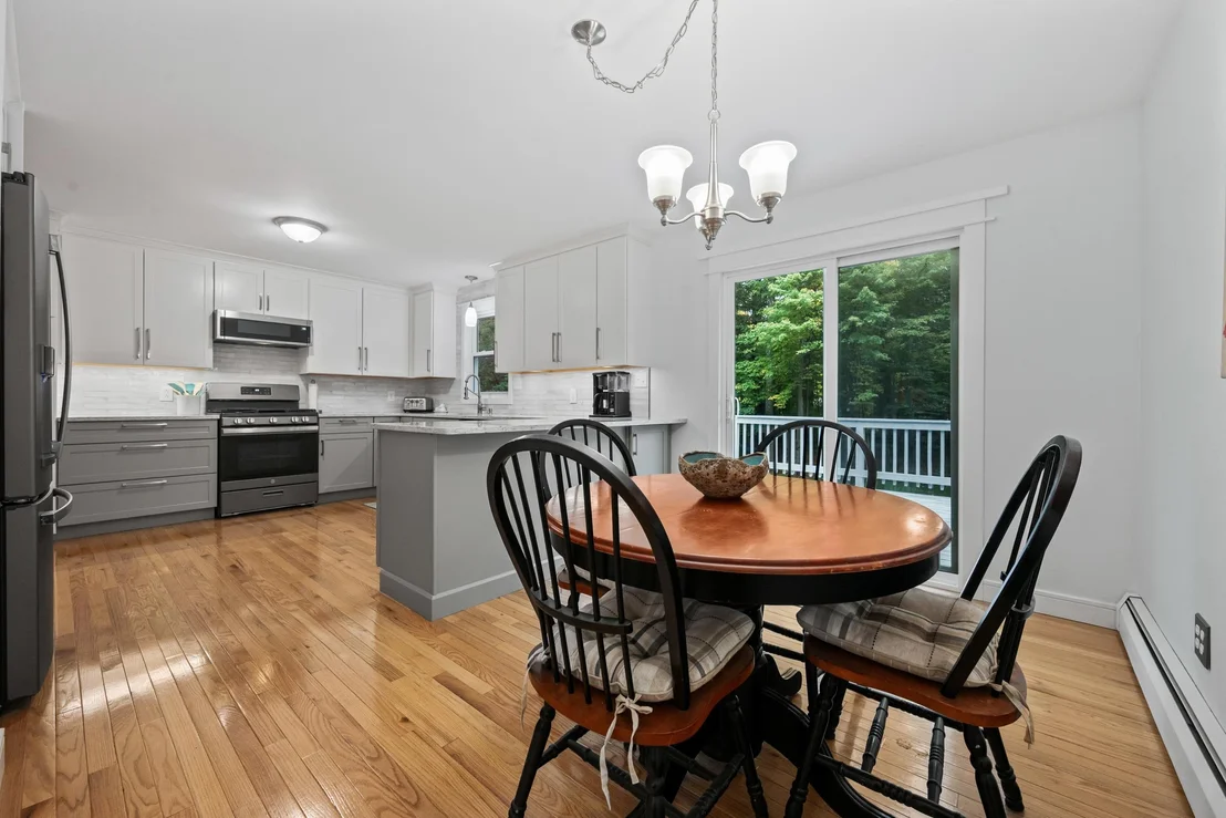 Photo of 42 Crestwood