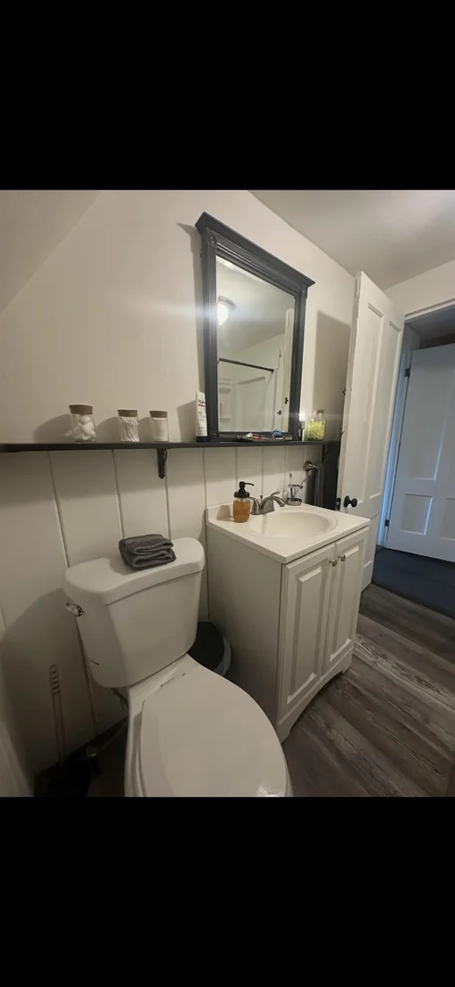 Photo of 8 Main