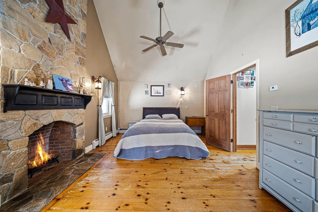 Photo of 12 Loring