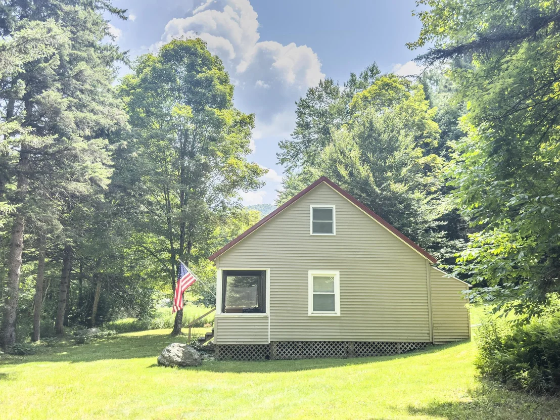 Photo of 2565 Bingo Brook